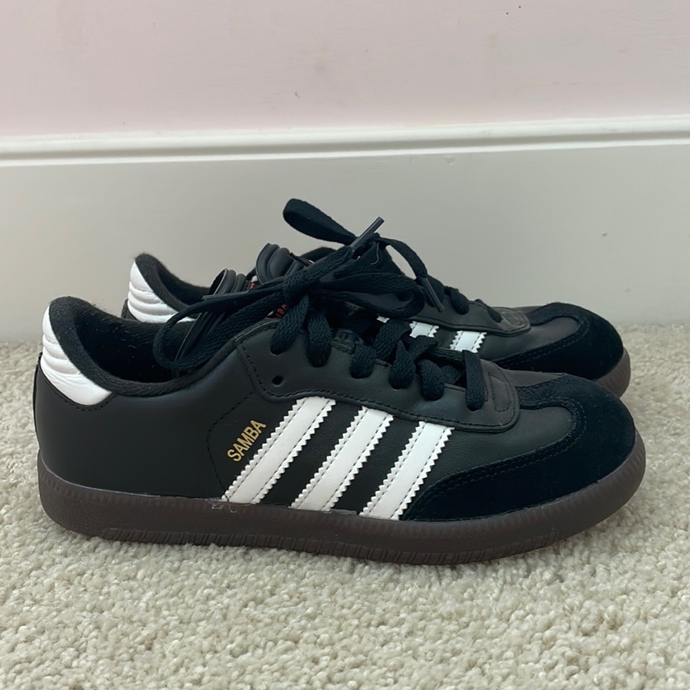 Adidas Sambas